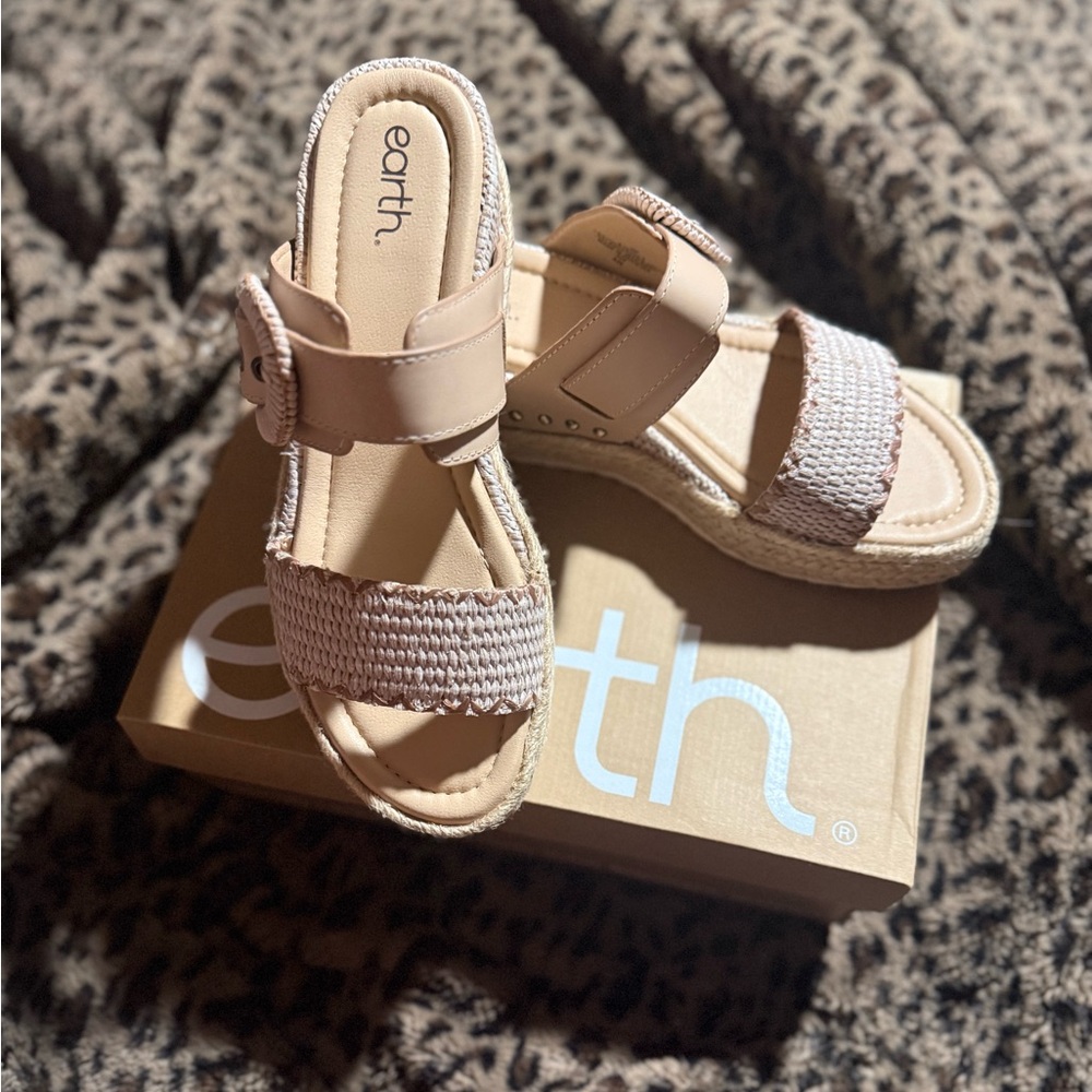 Earth Natural Woven Sandals